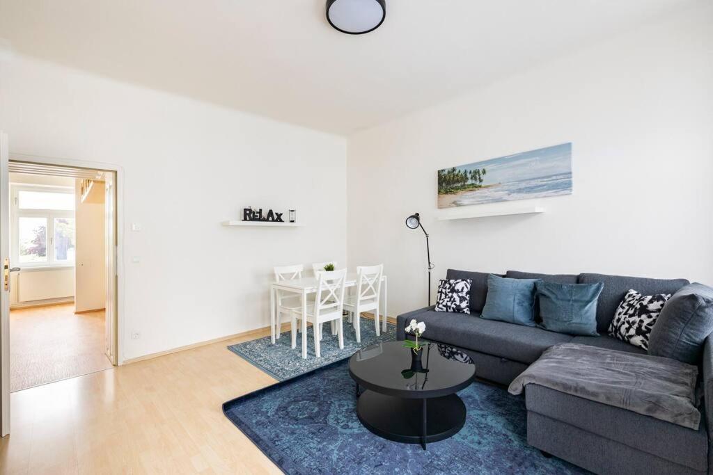 Beautiful 1 Bedroom Apartment Near Schoenbrunn فيينا المظهر الخارجي الصورة